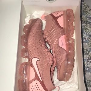 Women’s Nike Air Vapormax Flyknit 2